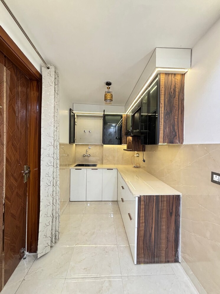 Kitchen, sa-homes-i 3.5 Bedroom 915 Sq.Ft. Builder Floor In Uttam Nagar Delhi 9271967