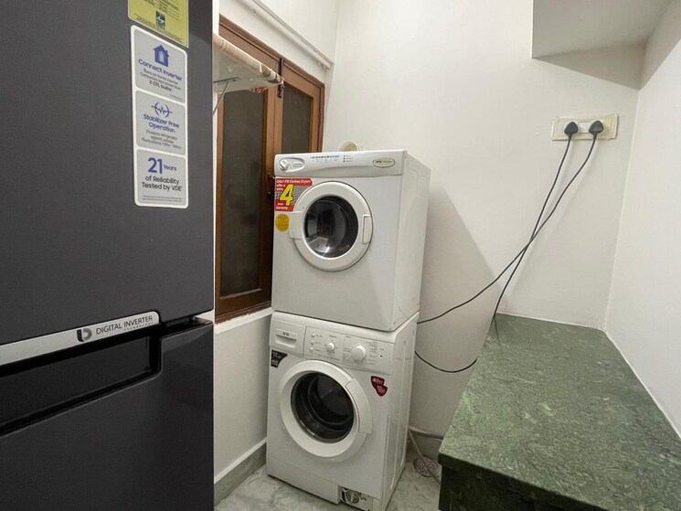 Bathroom, anand niketan 4 Bedroom 4200 Sq.Ft. Builder Floor In Anand Niketan Delhi 9271984