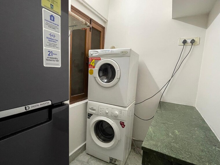 Bathroom, anand niketan 4 Bedroom 4200 Sq.Ft. Builder Floor In Anand Niketan Delhi 9271984