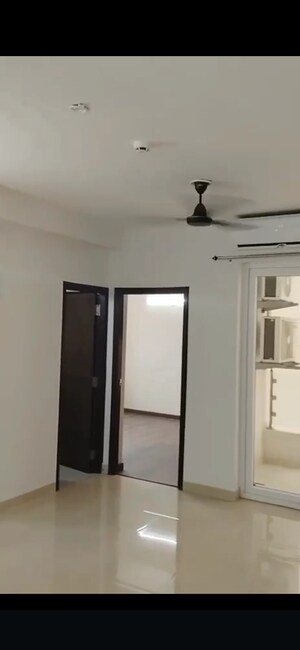 Room in 2 BHK Apartment at Hero Homes Gurgaon, Sector 104 – for Rent