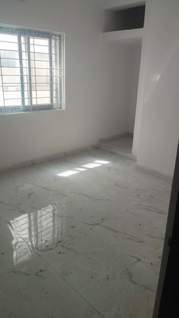Room in 3 BHK Apartment at Narsingi – for Sale