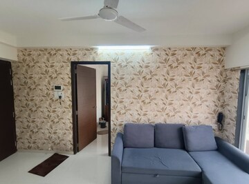 Furnished Amenities in 2 BHK Apartment at Adityaraj Shanti Sadan, Vikhroli East – for Rent