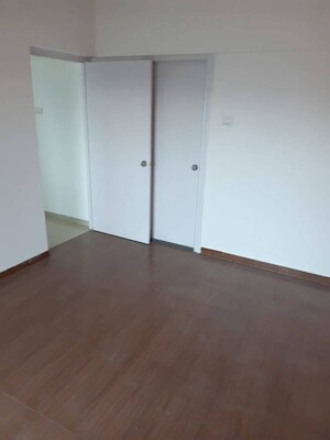 Room in 2 BHK Apartment at Jalan Aura County Pune, Wagholi – for Rent