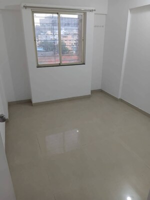 Room in 2 BHK Apartment at Jalan Aura County Pune, Wagholi – for Rent