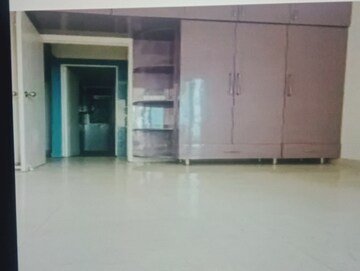 Room in 2 BHK Apartment at Signature Global The Roselia, Sector 95a – for Sale