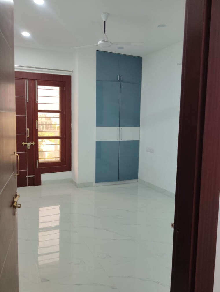 Room, sushant golf city 3 Bedroom 2152 Sq.Ft. Independent House In Sushant Golf City Lucknow 9272081