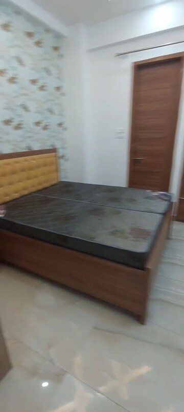 Bedroom in 3 BHK Builder Floor at Sahastradhara Road – for Rent