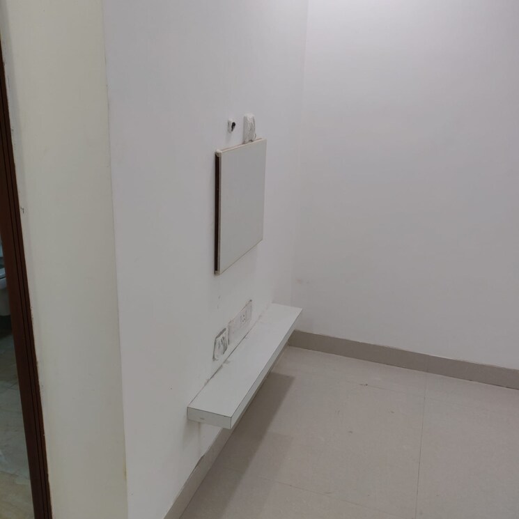 Room, madhapur 3 Bedroom 2650 Sq.Ft. Apartment In Madhapur Hyderabad 9272082