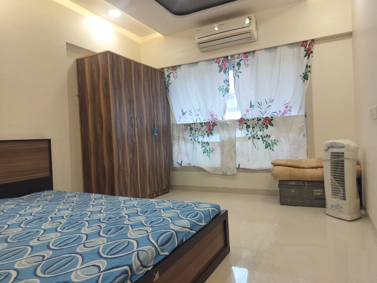 Bedroom, model-town 2 Bedroom 850 Sq.Ft. Apartment In Andheri West Mumbai 9272097