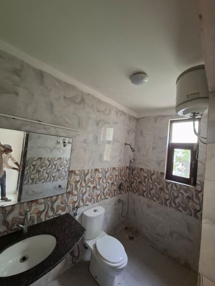 Living Room, tulip-lemon 2 Bedroom 1400 Sq.Ft. Apartment In Sector 69 Gurgaon 9272100