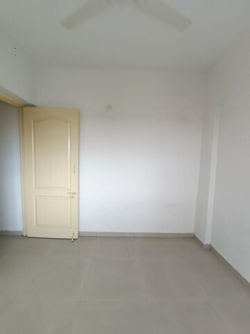 Room in 3 BHK Apartment at Siddhivinayak Shubhashree Residential, Akurdi – for Rent