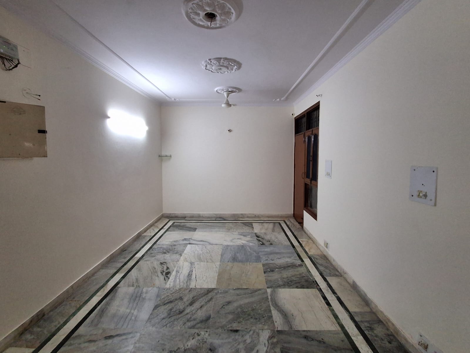 2 BHK Apartment For Rent in Sector 21C