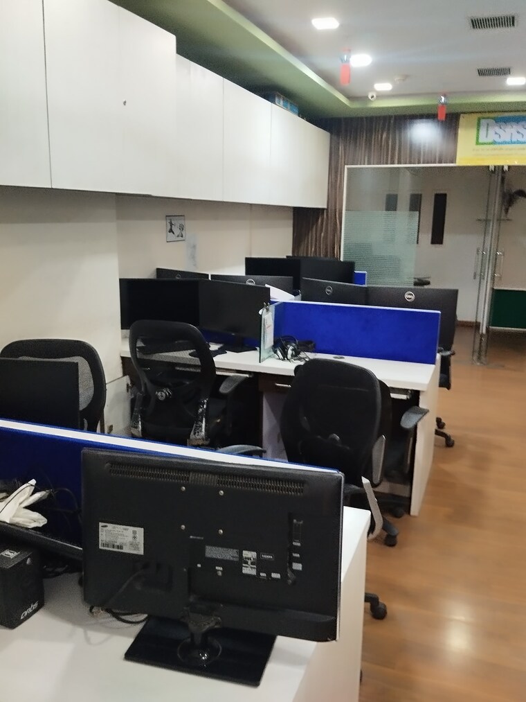 Team Area, neptune-eastern-business-district Commercial Office Space 700 Sq.Ft. In Bhandup West Mumbai 9272109