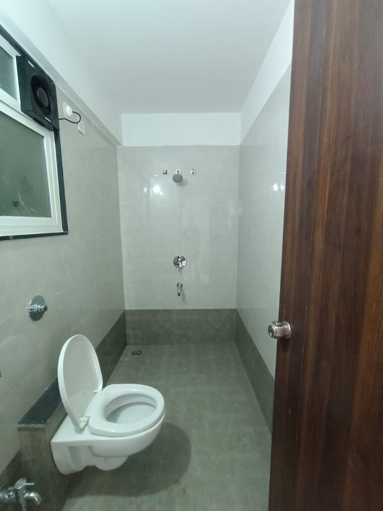 Bathroom, urban-skyline-phase-1 2 Bedroom 905 Sq.Ft. Apartment In Ravet Pune 9272115