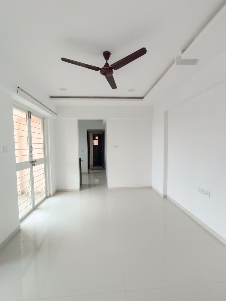 Room, urban-skyline-phase-1 2 Bedroom 905 Sq.Ft. Apartment In Ravet Pune 9272115