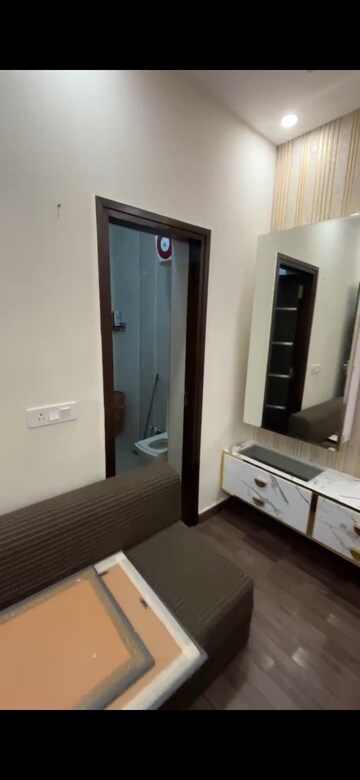 2 BHK Builder Floor For Sale in RWA Jasola Sector 8 SFS Flat, Jasola