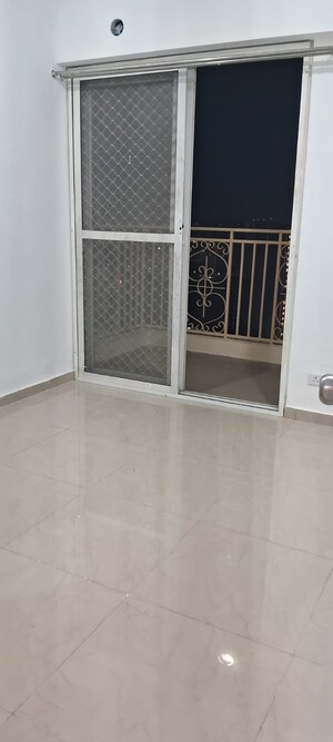 2 BHK Apartment For Rent in JKG Palm Resort, Raj Nagar Extension