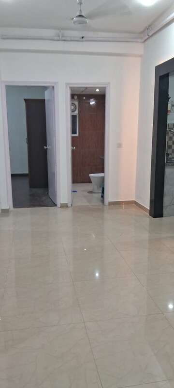 Room in 2 BHK Apartment at JKG Palm Resort, Raj Nagar Extension – for Rent
