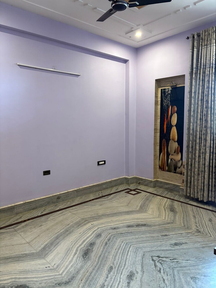 Room, shiv-the-ozone-solitaire 3 Bedroom 1730 Sq.Ft. Apartment In Sector 87 Faridabad 9272161