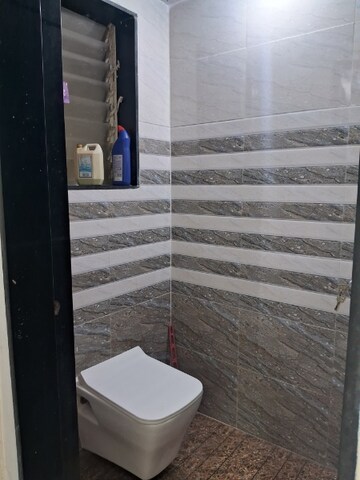 Bathroom in 1 BHK Apartment at Dosti Acres Aster, Wadala East – for Rent