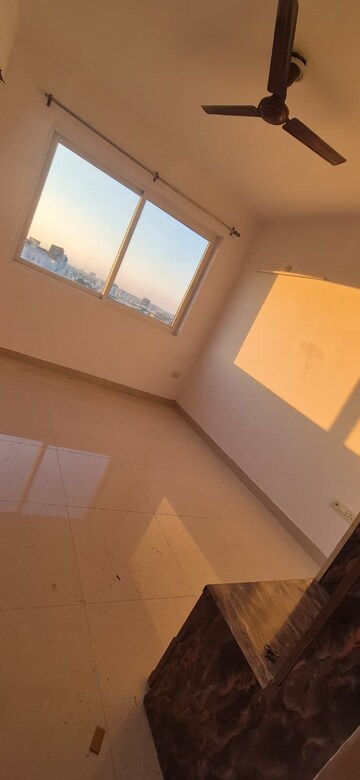 Furnished Amenities in 2 BHK Apartment at Shalimar Vista, Gomti Nagar – for Rent
