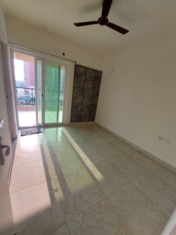 3 BHK Apartment For Rent in Gaurs Siddhartham, Siddharth Vihar