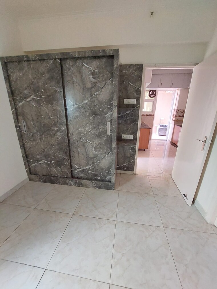 Bathroom, gaurs-siddhartham 3 Bedroom 1185 Sq.Ft. Apartment In Siddharth Vihar Ghaziabad 9272205