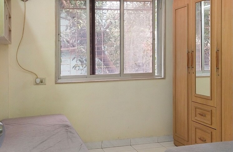 Room, goregaon east Pg For Boys In Goregaon East 9272211