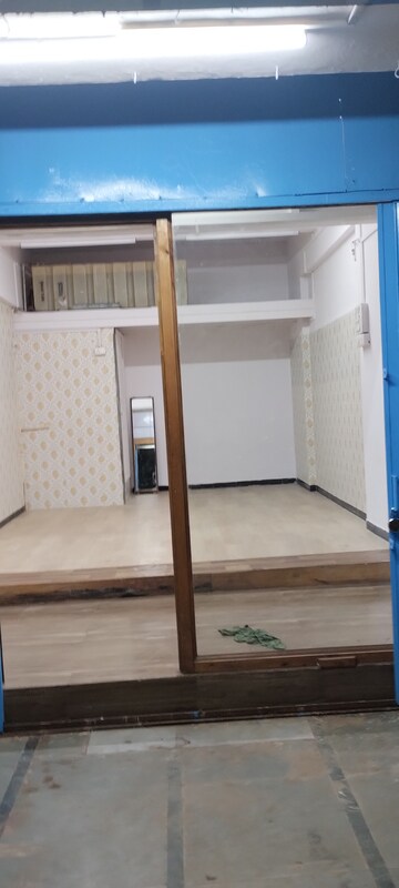  Shop For Rent in Sector 1 Charkop