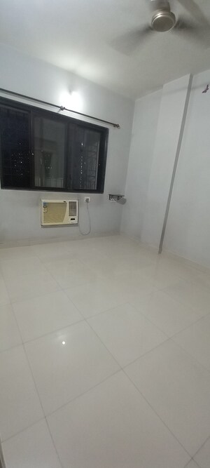 Furnished Amenities in 1 BHK Apartment at Puranik Kavya Dhara, Ghodbunder Road – for Rent