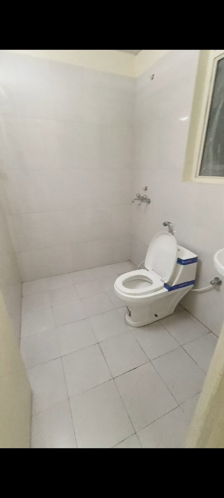 Bathroom, pyramid-pride 2 Bedroom 678 Sq.Ft. Apartment In Sector 76 Gurgaon 9272249