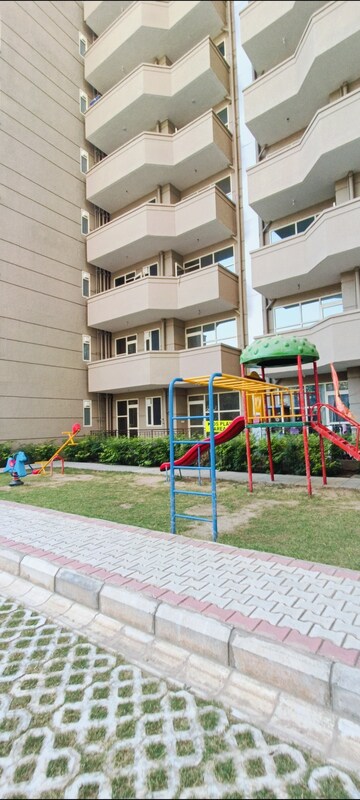 2 BHK Apartment – Exterior View View at Pyramid Pride, Sector 76 - for Rent