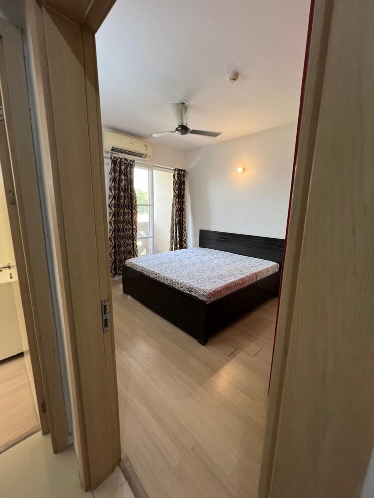 Bathroom, dlf-new-town-heights-ii 4 Bedroom 2530 Sq.Ft. Apartment In Sector 86 Gurgaon 9272247