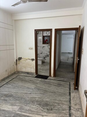 2 BHK Apartment For Sale in Madangir