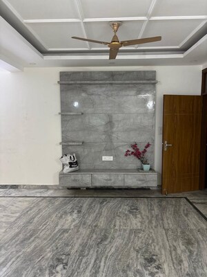 Room in 2 BHK Apartment at Madangir – for Sale