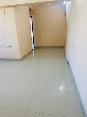 Room in 2 BHK Apartment at Vanamali CHS, Chembur – for Rent