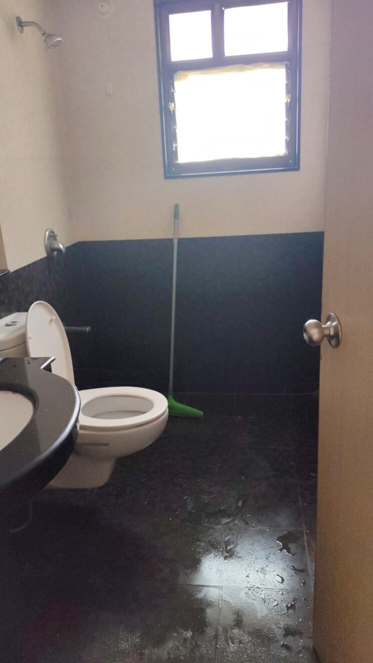 Bathroom, shapoorji-pallonji-joyville-hinjewadi 2 Bedroom 700 Sq.Ft. Apartment In Hinjewadi Pune 9272298