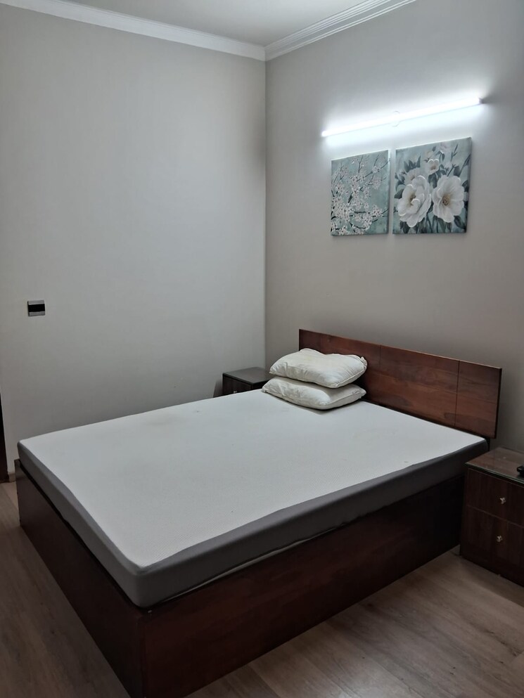 Bedroom, central-park-flower-valley-aqua-front-towers 3 Bedroom 1789 Sq.Ft. Builder Floor In Sohna Sector 33 Gurgaon 9272300