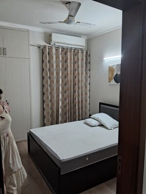 Bedroom in 3 BHK Builder Floor at Central Park Flower Valley Aqua Front Towers, Sohna Sector 33 – for Rent