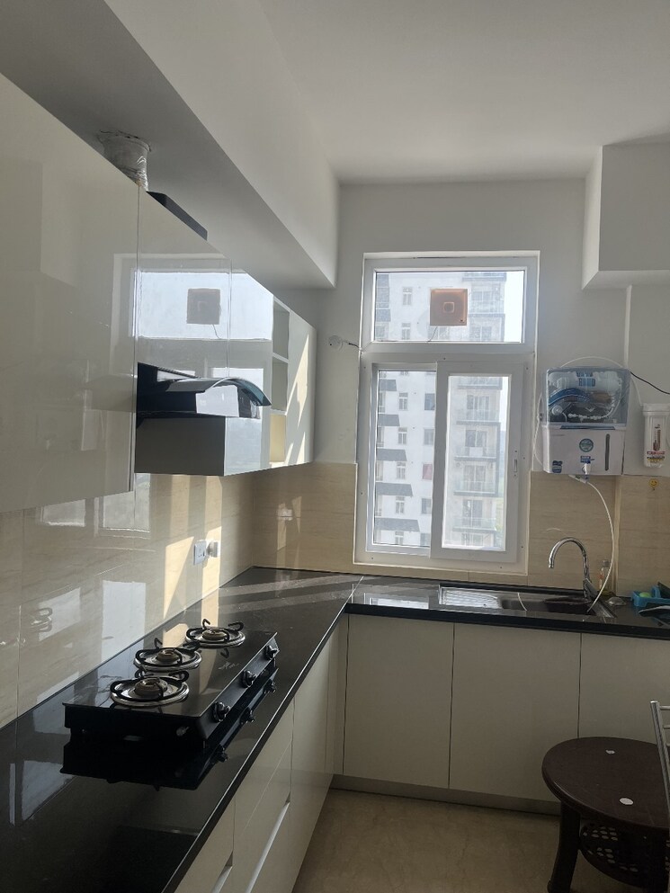 Kitchen, omaxe-lake 2.5 Bedroom 1430 Sq.Ft. Apartment In North Mullanpur Chandigarh 9272313