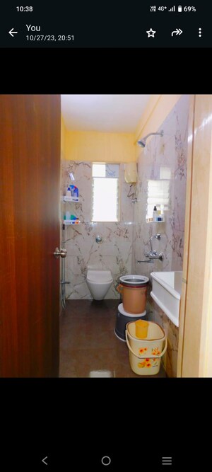 Bathroom in 2 BHK Apartment at Buildtech Artiz Elite, Dahisar East – for Sale