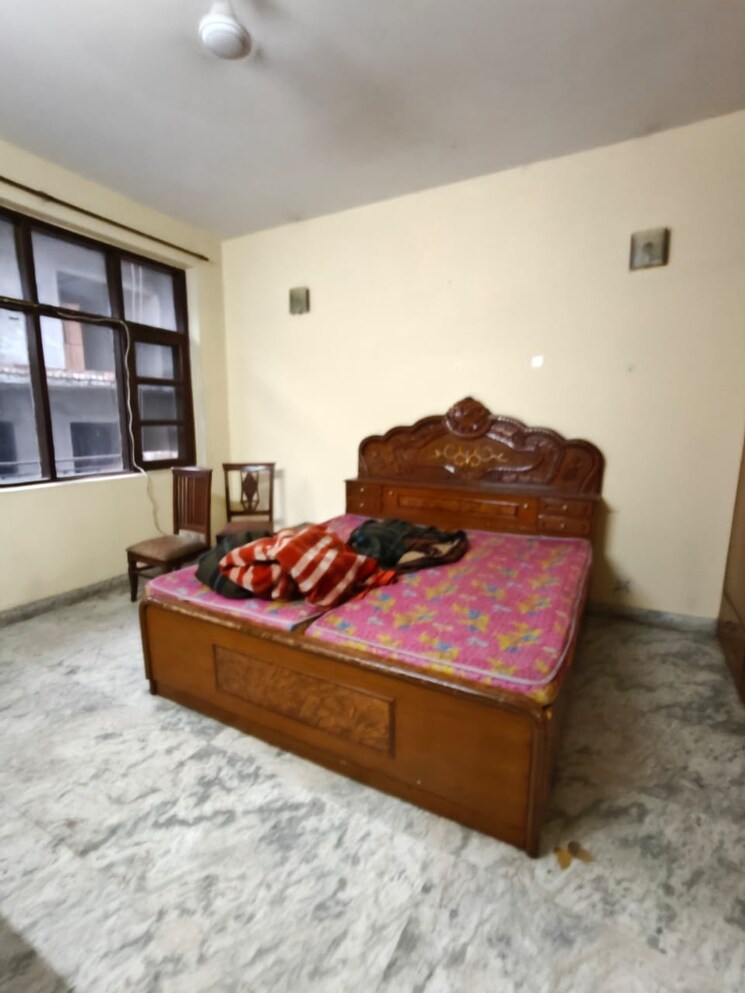 Bedroom, sushant lok i 2 Bedroom 1400 Sq.Ft. Builder Floor In Sushant Lok I Gurgaon 9272370