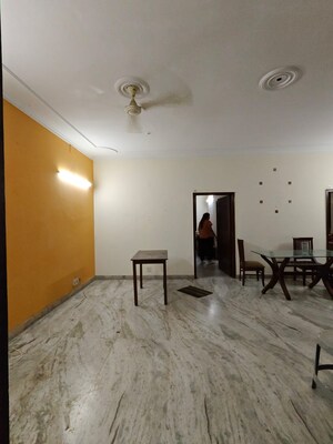 2 BHK Builder Floor For Rent in Sushant Lok I