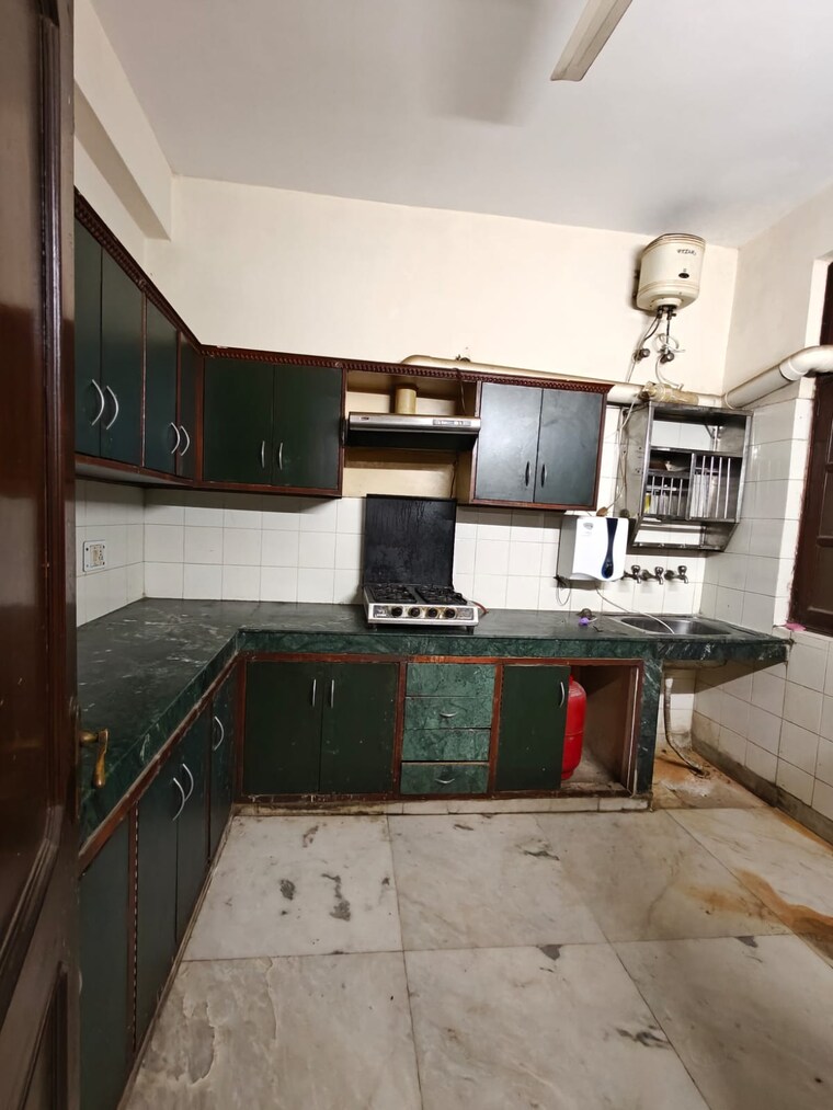 Kitchen, sushant lok i 2 Bedroom 1400 Sq.Ft. Builder Floor In Sushant Lok I Gurgaon 9272370
