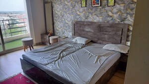 1 BHK Apartment For Rent in Paramount Golfforeste, Zeta I Greater Noida