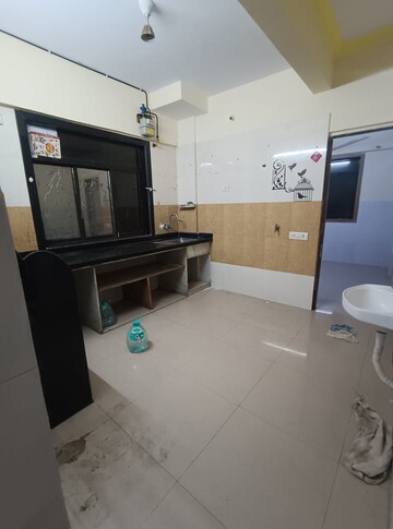 Room in 1 BHK Apartment at Kopar Khairane – for Rent