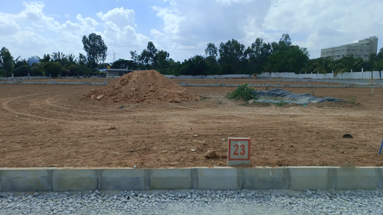 Plot For Sale in Devanahalli