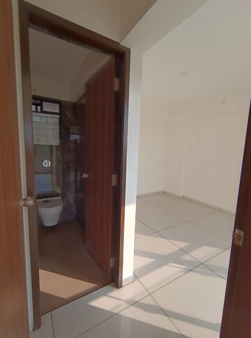 Room in 1 BHK Apartment at Kopar Khairane – for Rent
