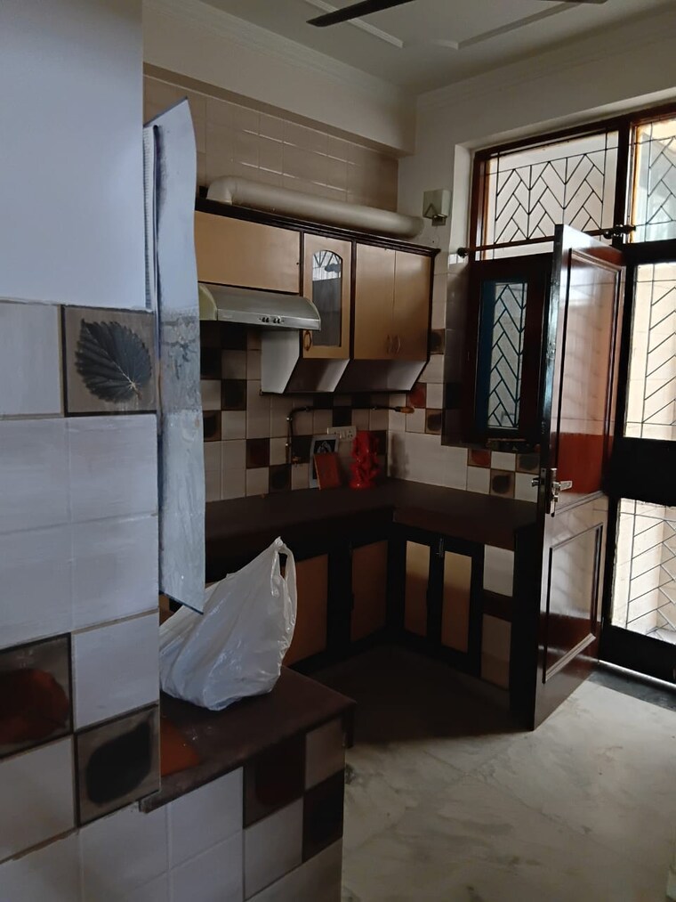 Kitchen, rwa-apartments-sector-41 5 Bedroom 100 Sq.Mt. Independent House In Sector 41 Noida 9272421