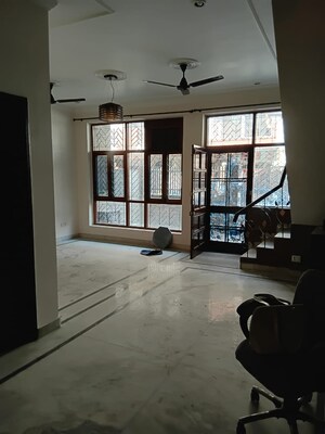 5 BHK Independent House For Sale in RWA Apartments Sector 41, Sector 41